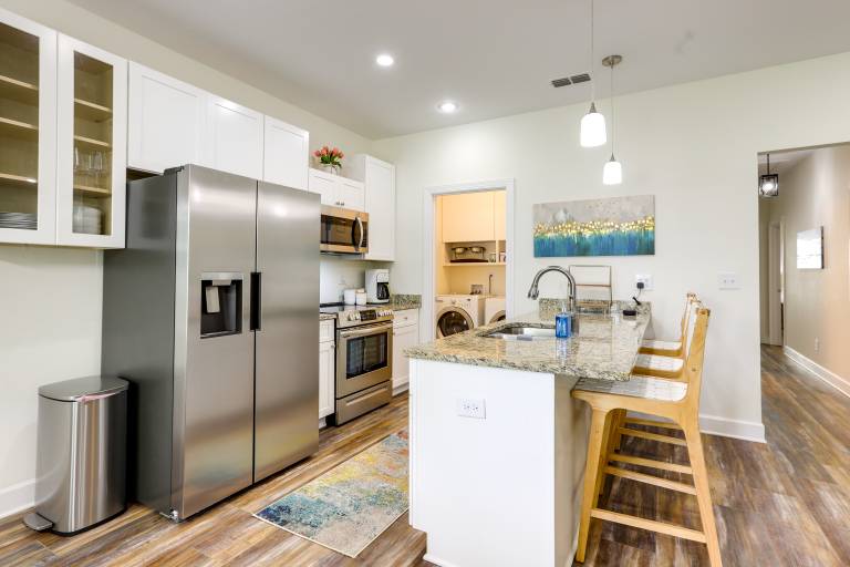 Chic Thomasville Home: Walk to Downtown! — photo 2