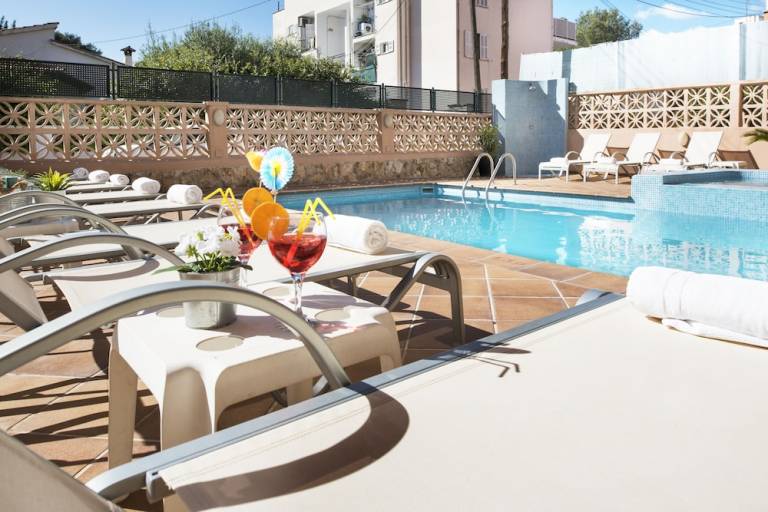 Apart hotel  Magaluf