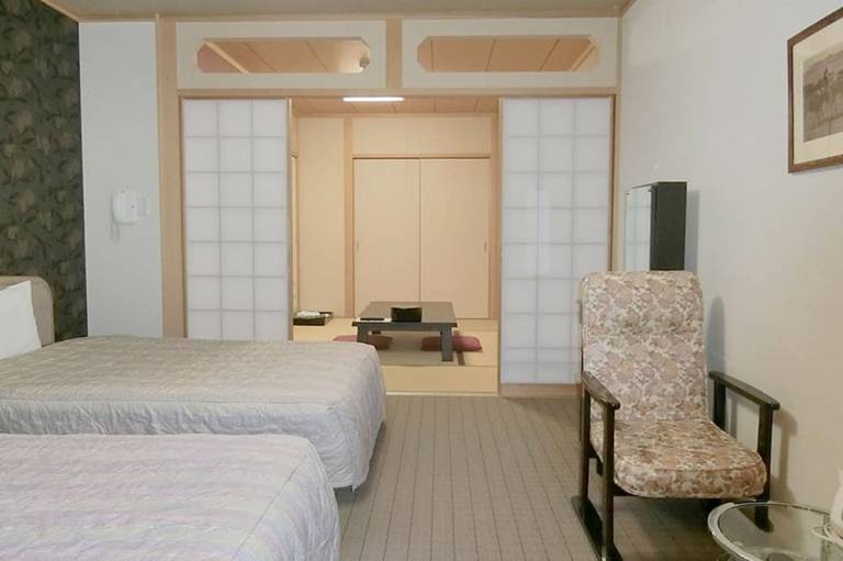 Yurakuan Miyazaki