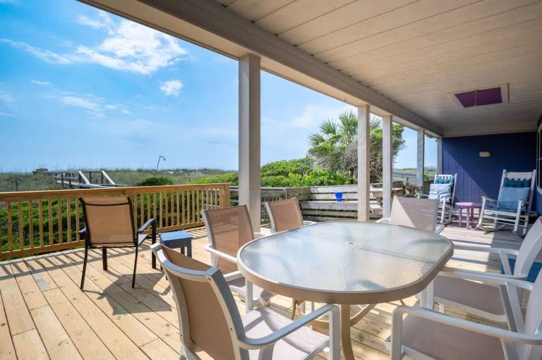 House with hot tub | Beach view — photo 2