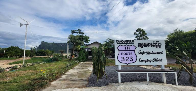 Route 323 Cafe & Resort in Kanchanaburi