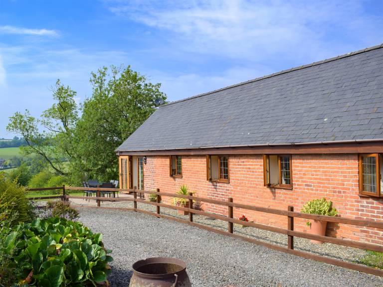 Talog Barn UK31366