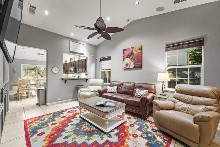 Child-friendly ample house with private pool | Pets allowed — photo 5