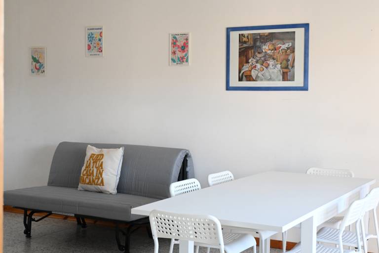 Rental apartment with patio — photo 4