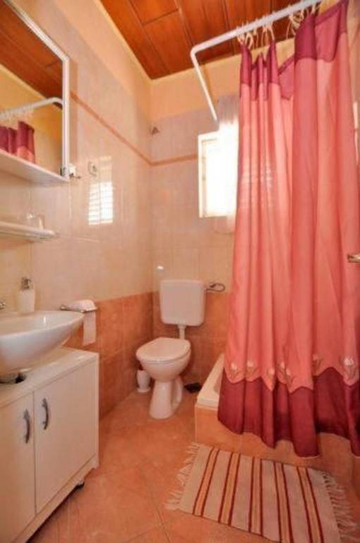Studio flat with balcony and sea view Makarska (AS-25161-c) — photo 4
