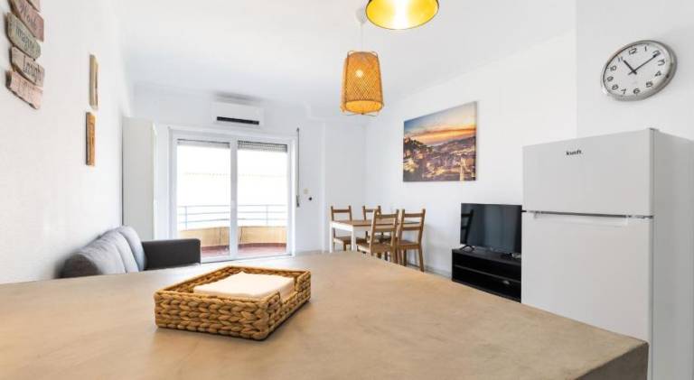 Fully equipped pleasant holiday apartment with terrace | Next to the beach | Perfect for remote work | Pets are welcome — photo 3