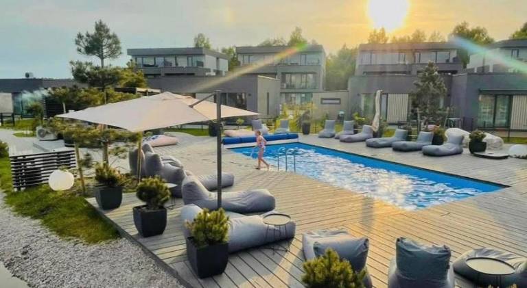 Apartment with pool & jacuzzi in Palanga