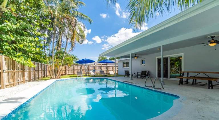 Vacation home with pool in Fort Lauderdale, FL