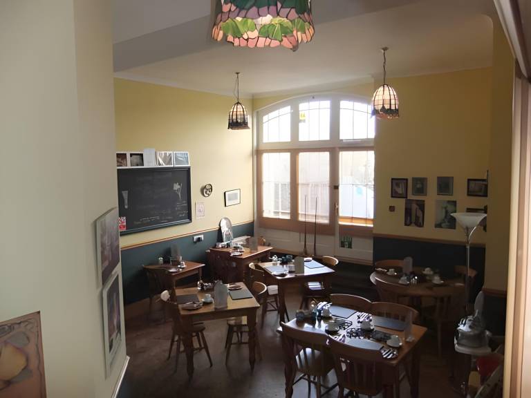 College Guest House — photo 4