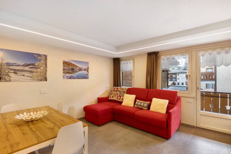 Apartment 'A Due Passi Rosso' with Mountain View, Balcony and Wi-Fi — photo 4