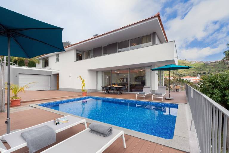 Privater Pool und Meerblick Tropical Villa