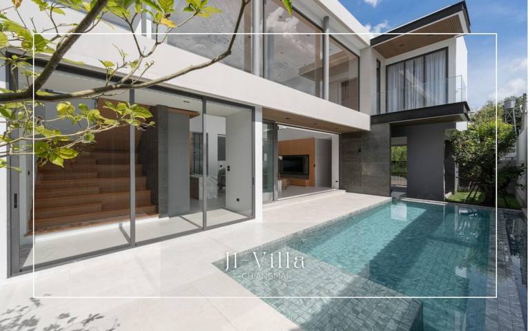 350 m² Villa