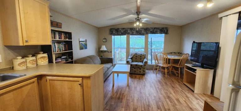 Cabin  Prince Edward
