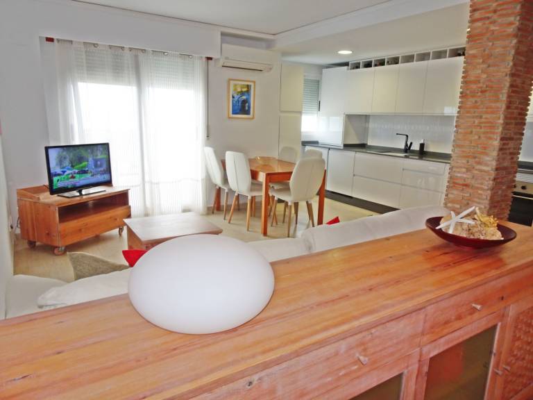 Fully equipped charming holiday apartment with garden, patio & pool | Beach nearby | Pet-friendly — photo 3