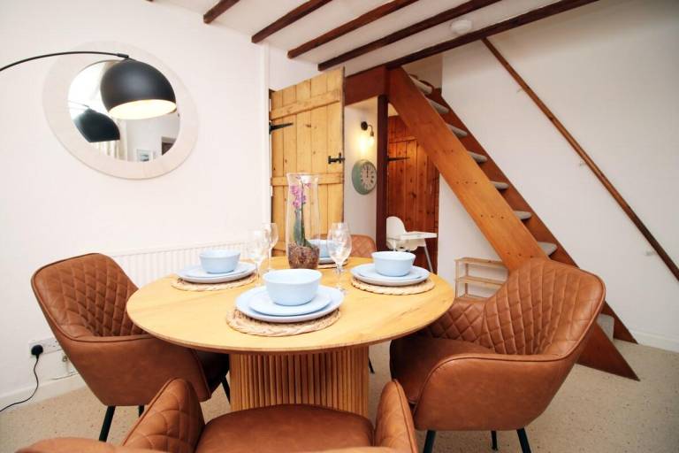House with 2 rooms for 4 persons — photo 3
