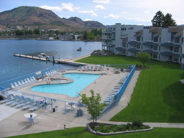 Resort  Chelan