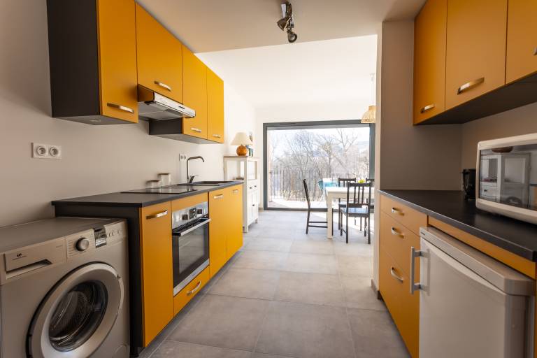 Holiday apartment with 2 rooms for 6 persons — photo 4