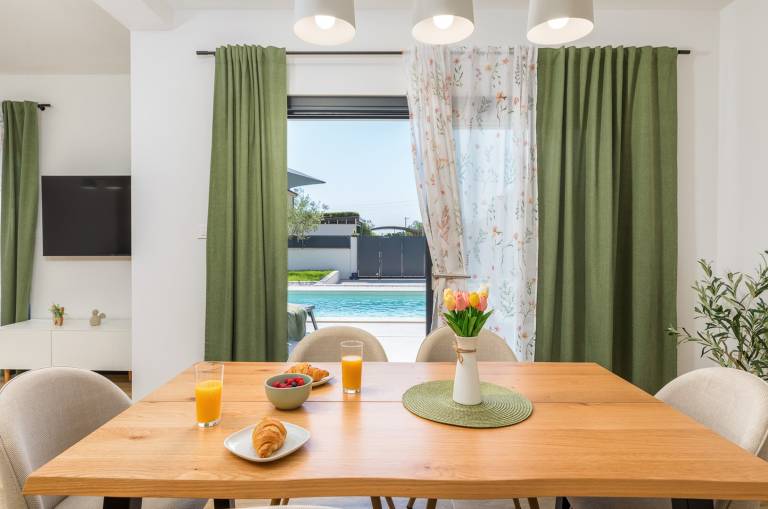 Fully equipped villa with barbecue, terrace & private pool | Pet-friendly — photo 5