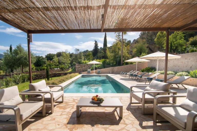 800 m² Villa