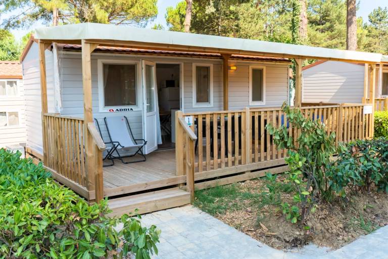 Mobile home with garden & terrace — photo 4