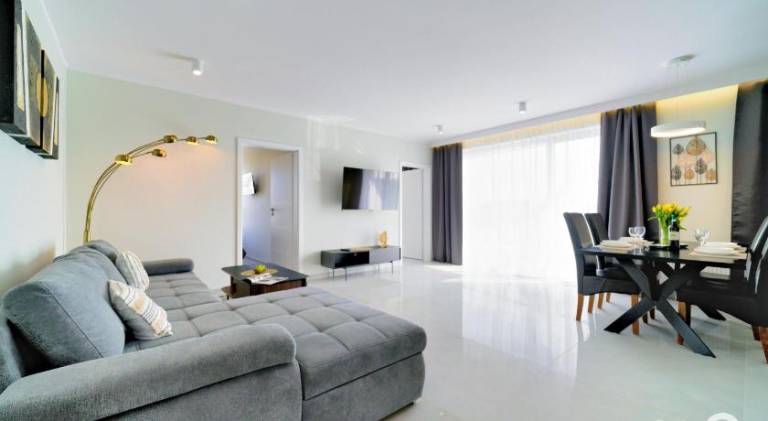 Serviced apartment with jacuzzi, pool & sauna — photo 2