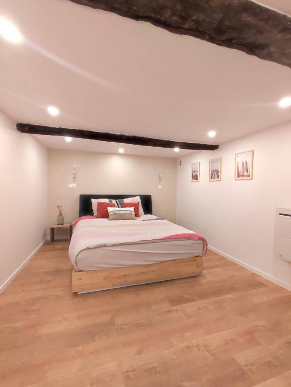 Apartment with 2 rooms for 5 persons — photo 2