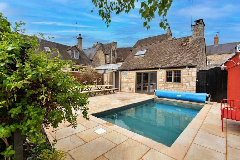 House Painswick