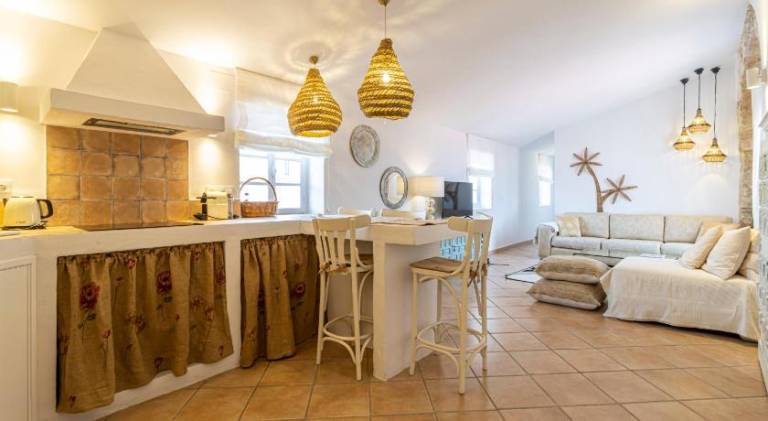 Apartment | Near Alcázar of Jerez de la Frontera — photo 2