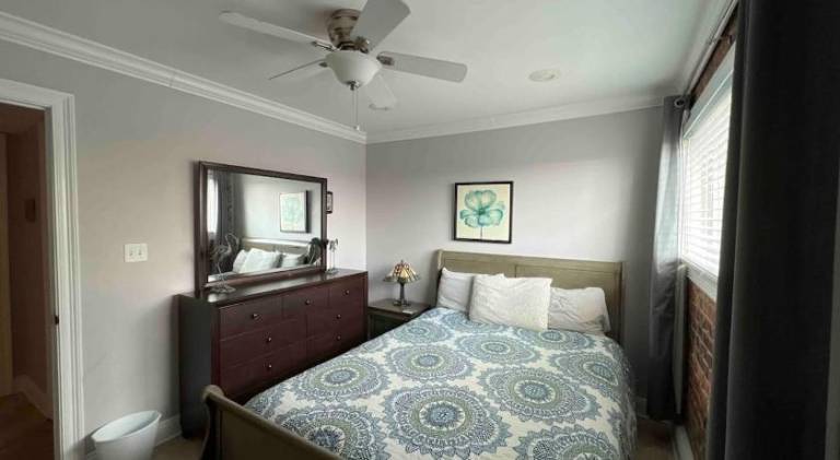 2 br Steps from Tiger Stadium in Baton Rouge, LA