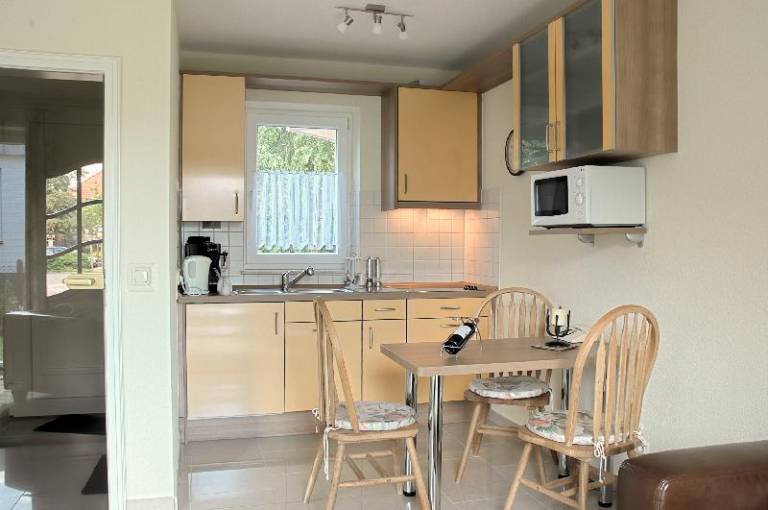 Fully equipped pleasant vacation home with BBQ, yard & terrace | Garden view | Pets allowed — photo 3