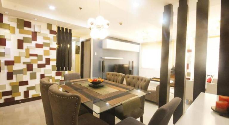 Serviced apartment with terrace & pool — photo 3