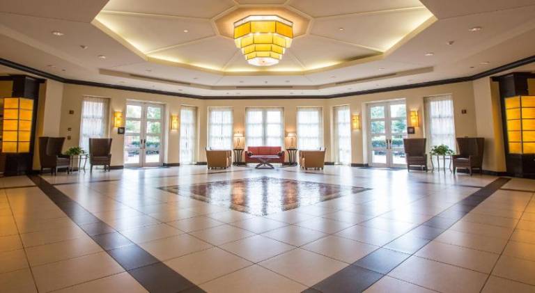 Hotel Capstone — photo 2