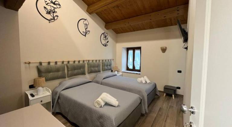 Bed and breakfast  Amandola