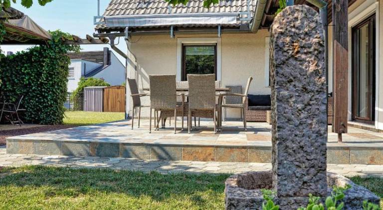 Villa with jacuzzi — photo 5