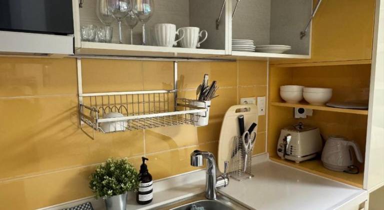 Beautiful serviced apartment with garden | Pets are welcome — photo 3