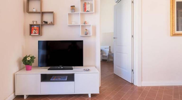 Villa with 2 rooms for 5 persons in Palermo