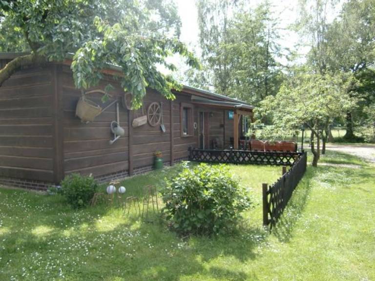 Ferienhaus Lamsfeld-Groß Liebitz