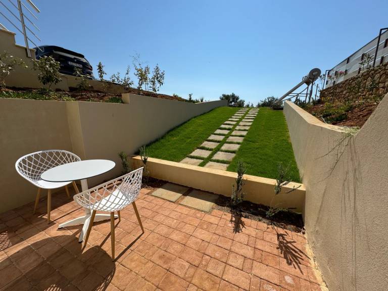 Vacation home with private pool, yard & terrace | Mountain view — photo 2
