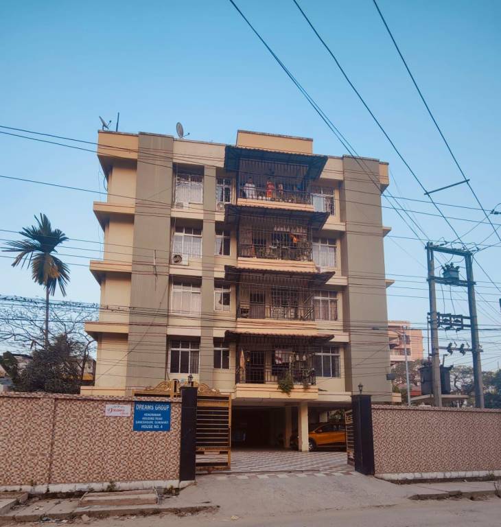 Apartment Six Mile