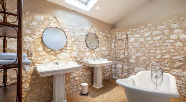 Villa with pool | Pet-friendly — photo 2