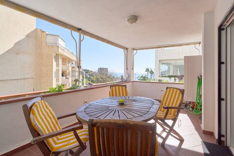 Apartment 'El Tesorillo' with Sea View, Wi-Fi and Air Conditioning — photo 3