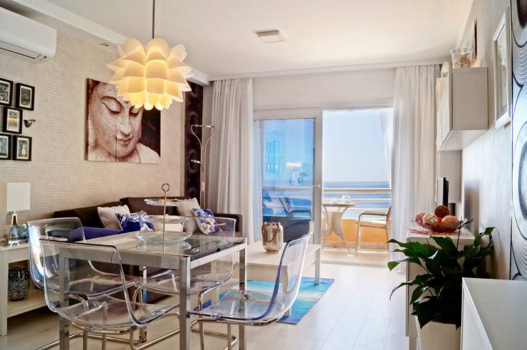 Vacation Home 'Los Cristianos Beach Seaview Balcon' with Sea View, Wi-Fi and Air Conditioning in Santa Cruz de Tenerife