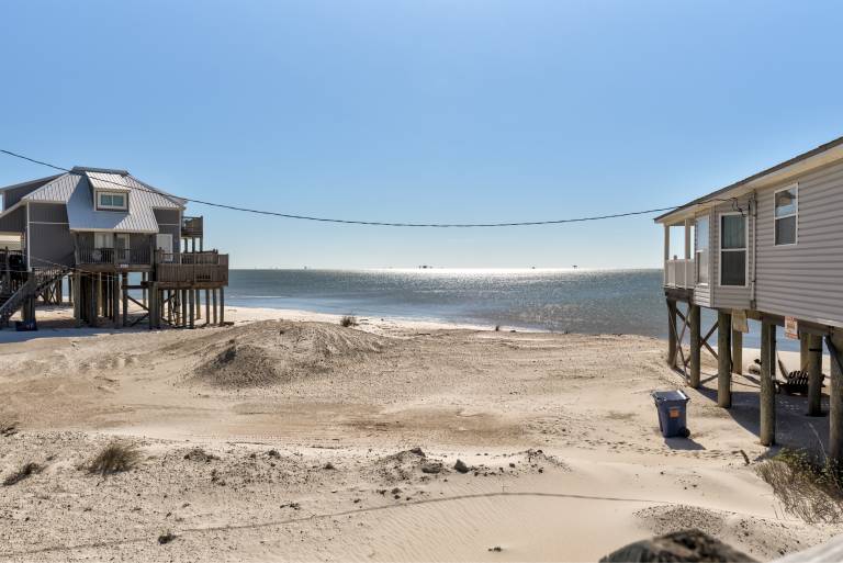Lazy Daze Beach House - 105 Strand Ct — photo 5