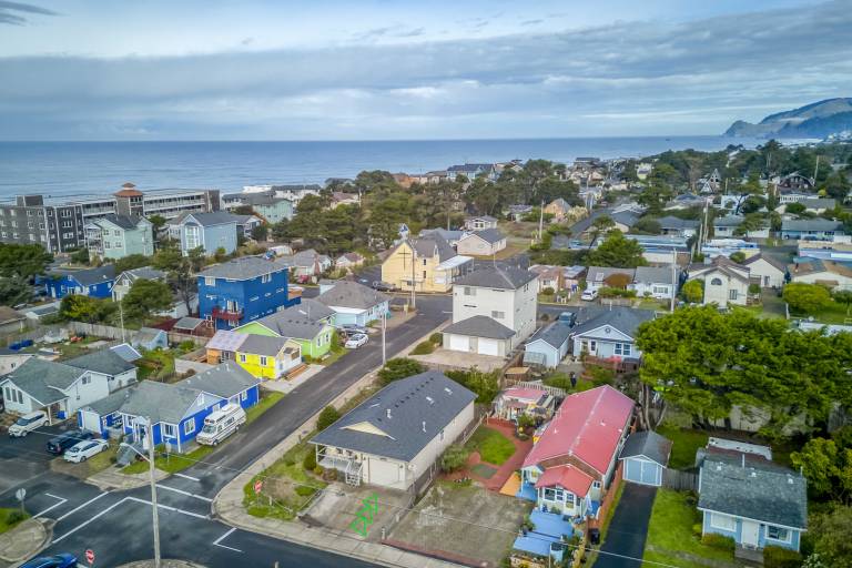 House  Lincoln City