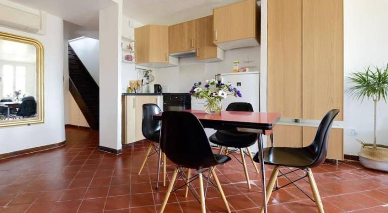 Rental apartment with terrace — photo 3