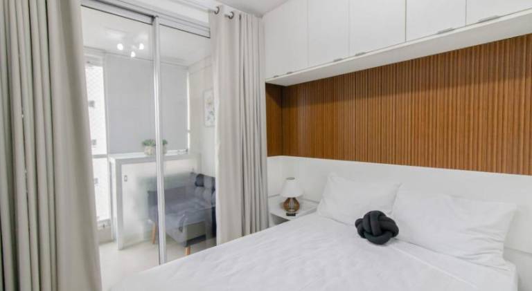 Apartment with pool — photo 2