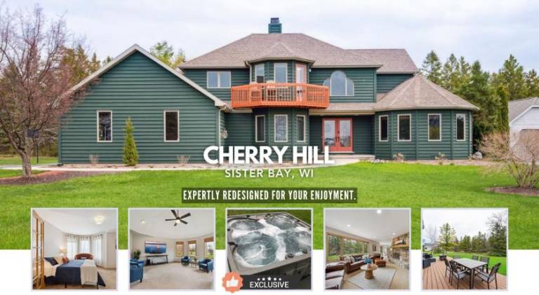 Charming Sister Bay Home Backyard Oasis & HotTub in Door County, WI