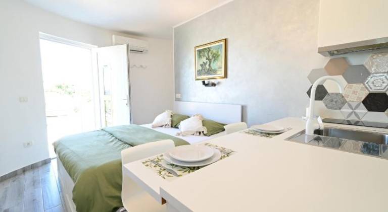 Holiday apartment with terrace | Pet-friendly in Novigrad