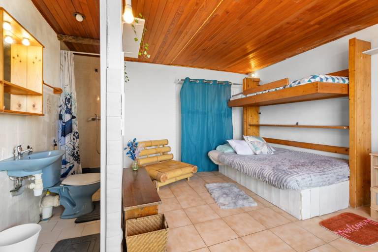 Cabanon "Jeux de boules 3" with Sea View — photo 5