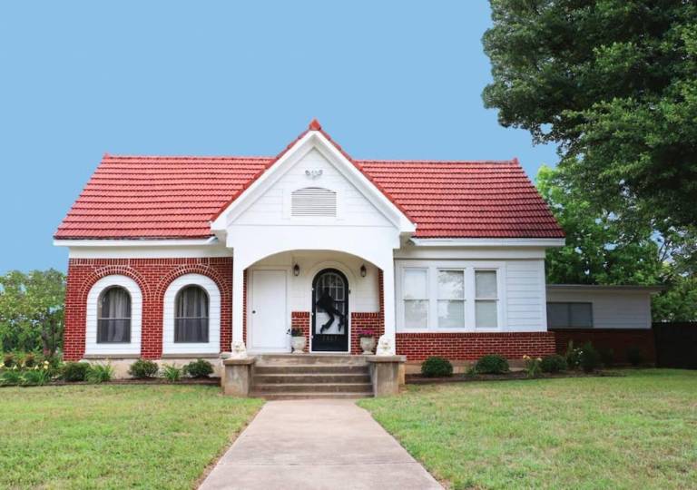 House  Dean Highland